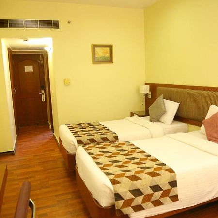 Royal Fort Hotel Visakhapatnam Eksteriør bilde