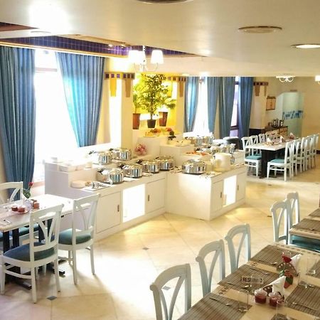 Royal Fort Hotel Visakhapatnam Eksteriør bilde