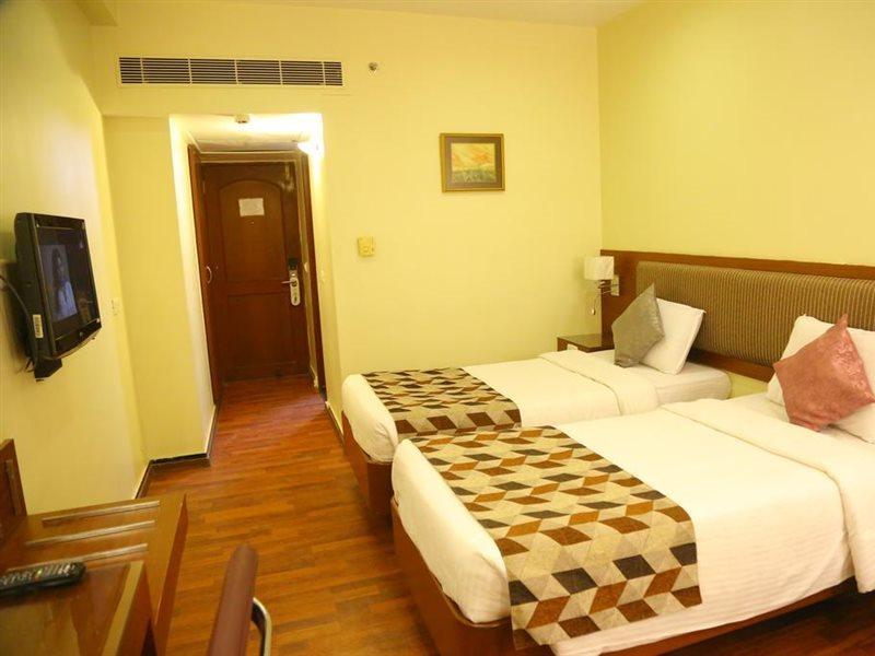 Royal Fort Hotel Visakhapatnam Eksteriør bilde