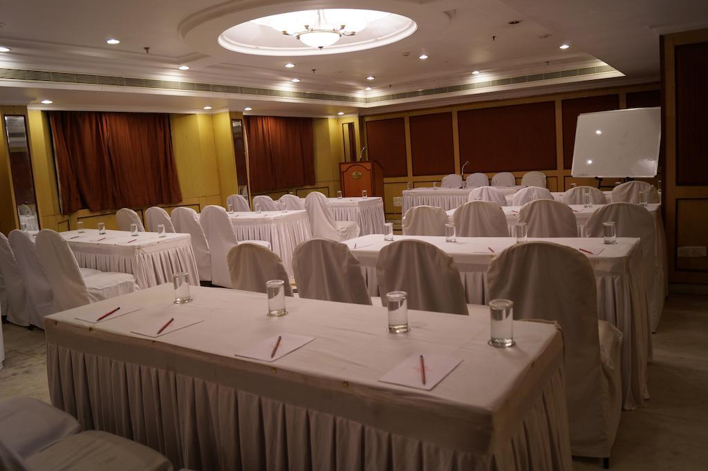 Royal Fort Hotel Visakhapatnam Eksteriør bilde