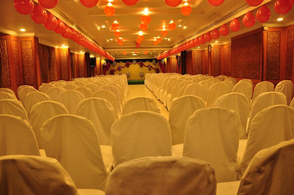 Royal Fort Hotel Visakhapatnam Eksteriør bilde