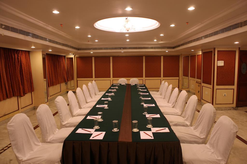 Royal Fort Hotel Visakhapatnam Eksteriør bilde