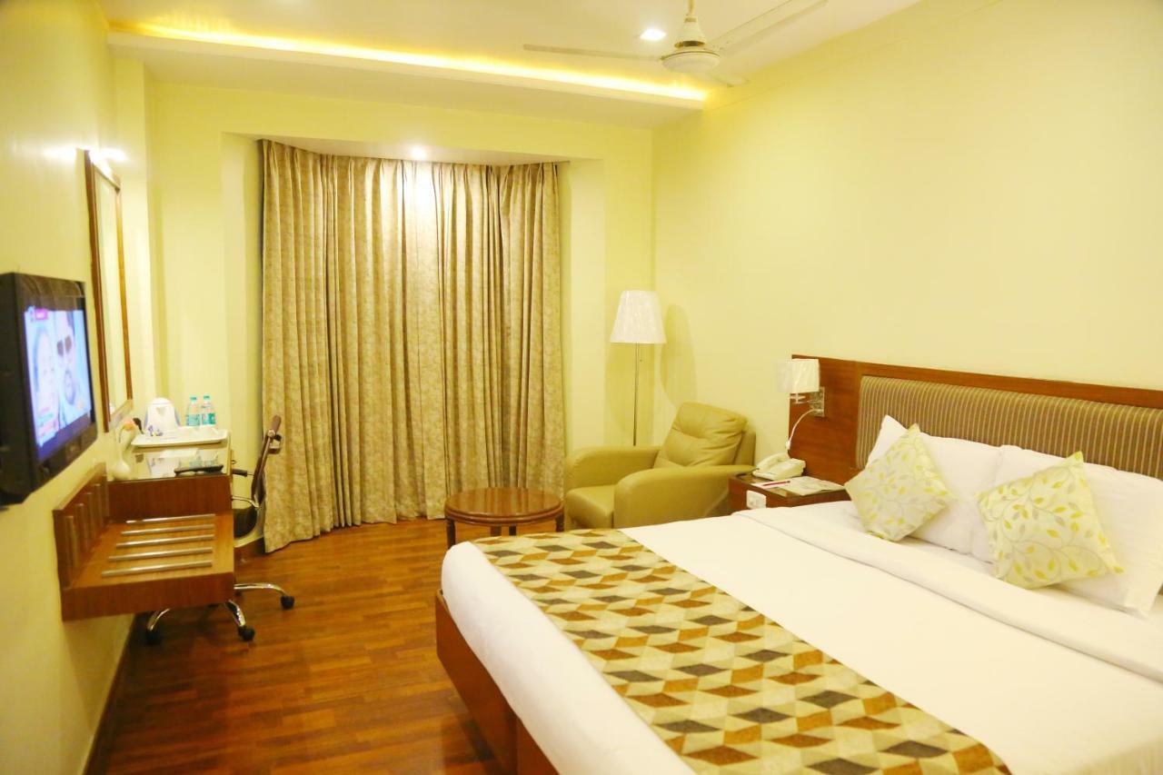 Royal Fort Hotel Visakhapatnam Eksteriør bilde