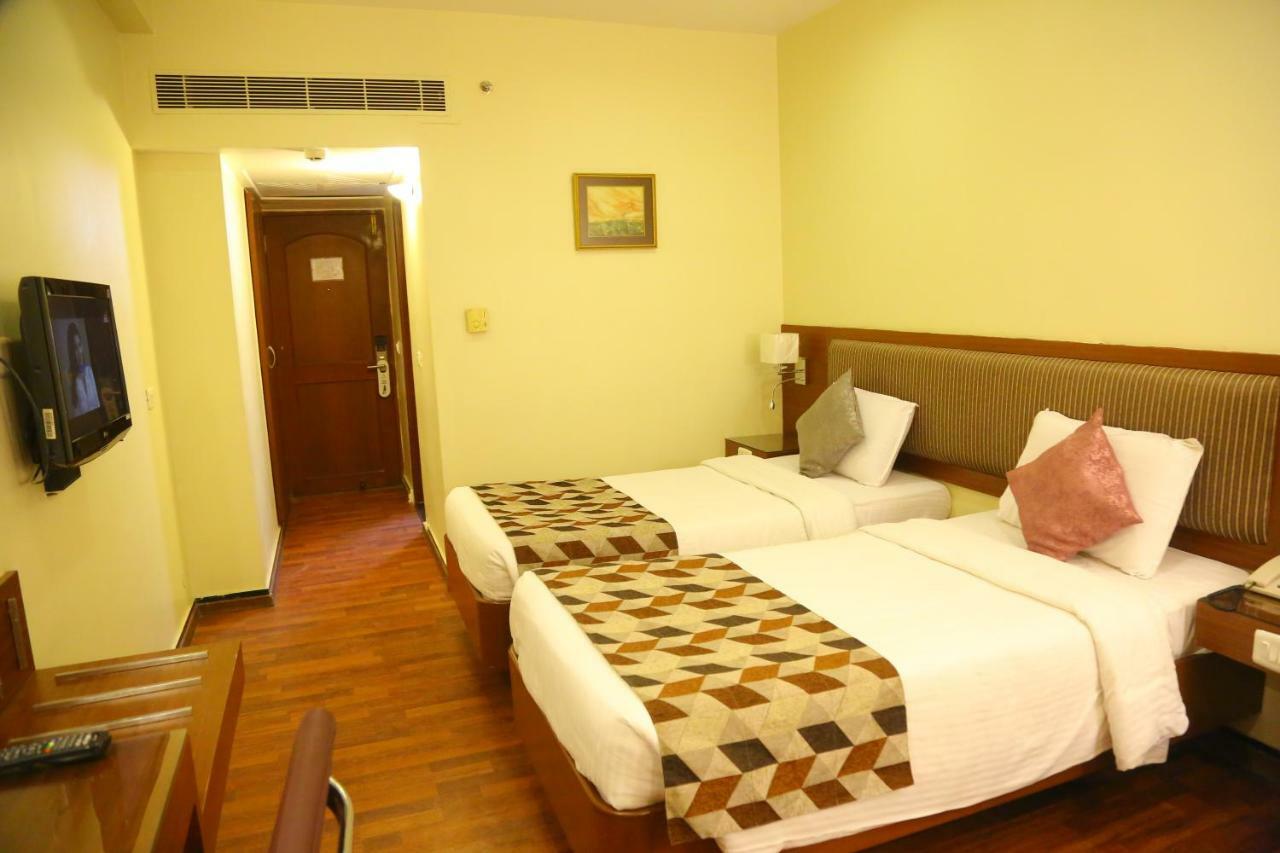 Royal Fort Hotel Visakhapatnam Eksteriør bilde