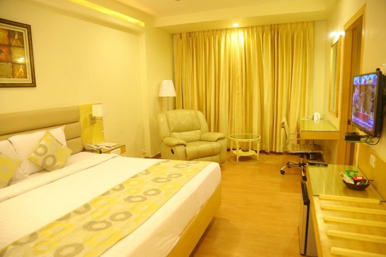 Royal Fort Hotel Visakhapatnam Eksteriør bilde